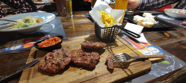 София център, ул. „Ген. Паренсов“ 25, 1000 София