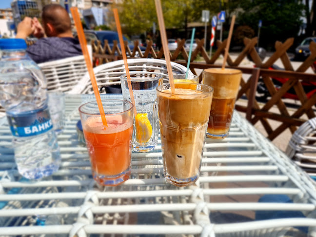 Ескейп - Гастрономия и хотелиерство