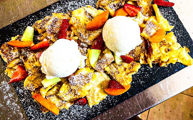 Бистро Иглика - Гастрономия и хотелиерство