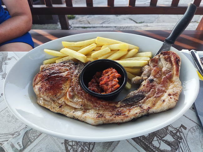 Стария Град, ул. „Нептун“ 2, 8230 Несебър