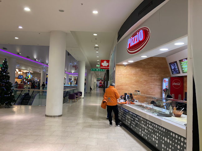 Пицио - Гастрономия и хотелиерство