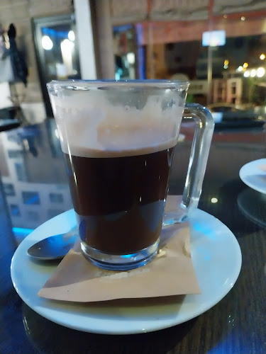 ул. „Васил Дечев“ 27, 4850 Чепеларе