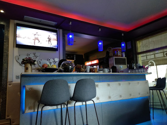 Кафене Карамел - Гастрономия и хотелиерство