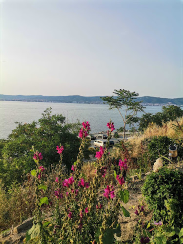 Стария Град, ул. „Крайбрежна“ 18a, 8230 Несебър