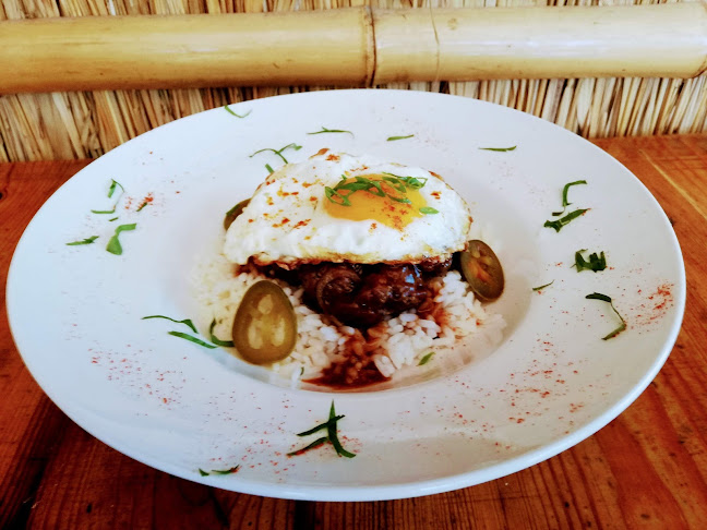 Tiki Bar And Grill Primorsko - Приморско