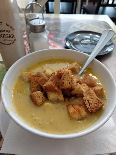 Bar & dinner Palomino - Гастрономия и хотелиерство