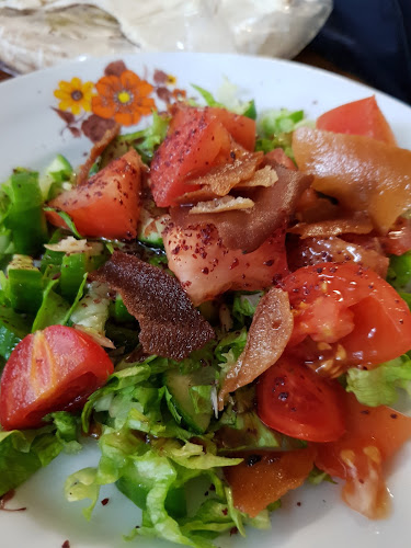 Иракски ресторант „Ашурбанипал“ - Гастрономия и хотелиерство