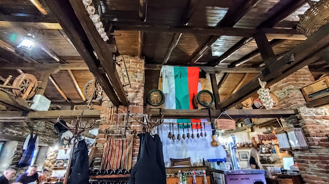 Чановете - Гастрономия и хотелиерство