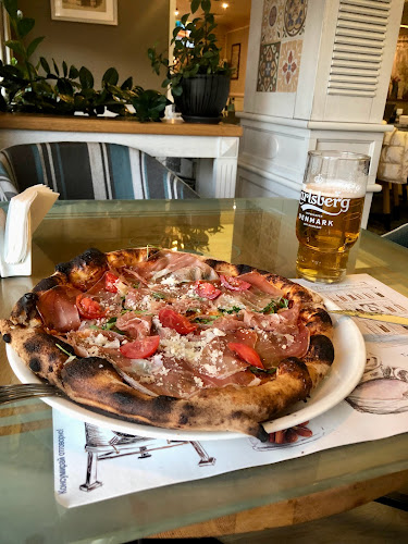 Ла Тоскана пица, бар и динър - Гастрономия и хотелиерство