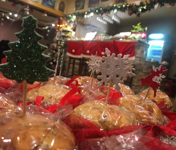 Кафе-клуб “Шита” - Гастрономия и хотелиерство