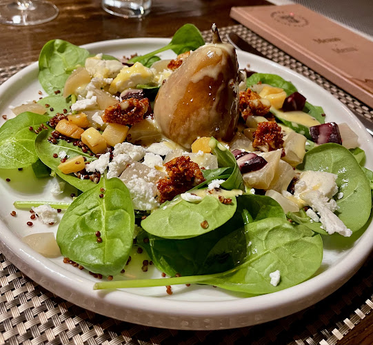 Opinii despre Алпийски ресторант "Фондю" în Банско - Гастрономия и хотелиерство