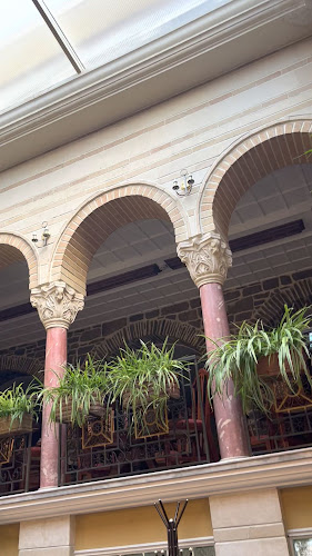 Сладкарница "Стратилат" - Гастрономия и хотелиерство