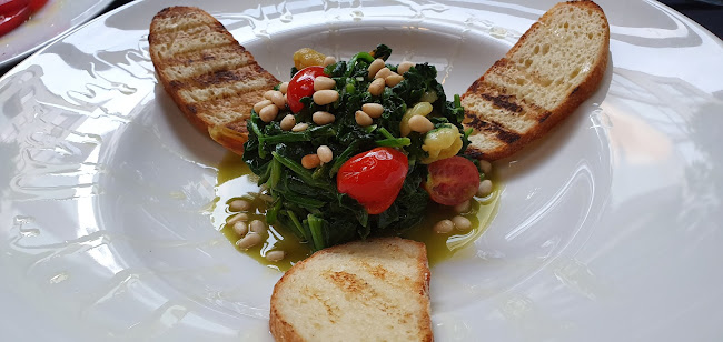 Adella Ristorante Italiano by Gabriele Federici / Италиански ресторант в София - Гастрономия и хотелиерство