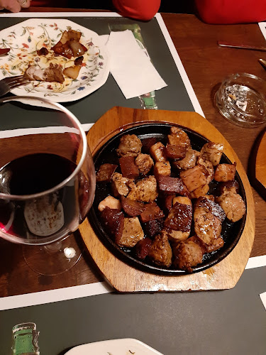 Opinii despre Макси бар и грил în Бургас - Гастрономия и хотелиерство