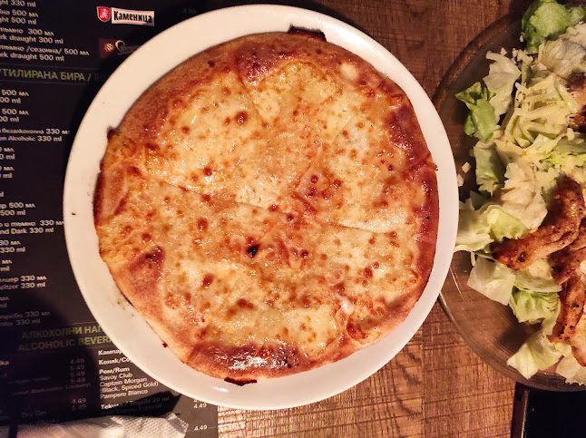 Уго - Гастрономия и хотелиерство