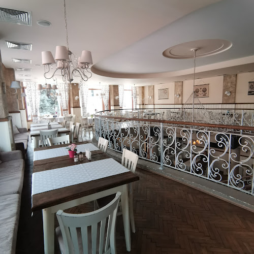 Opinii despre Ресторант "Victoria" | Вкусна Храна | Семейна Вечеря | Романтична Вечеря în Панагюрище - Гастрономия и хотелиерство