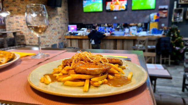 Opinii despre Театро бар и вечеря în Смолян - Гастрономия и хотелиерство