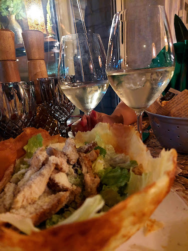 Opinii despre INCANTO în Бургас - Гастрономия и хотелиерство