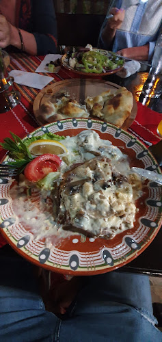 Кошарата - Гастрономия и хотелиерство