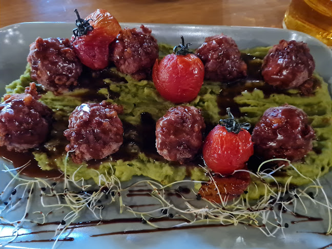 Бъкстон, ул. „Майор Горталов“ 1, 1618 София