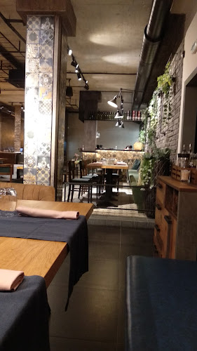 Comentarii opinii despre La Bombonera bar & dinner