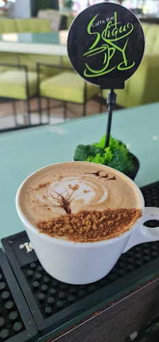 Кафе-бар „Шоу“ - Гастрономия и хотелиерство