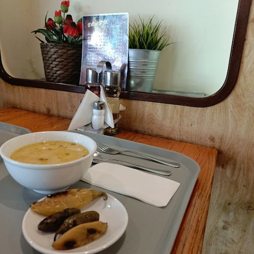 Opinii despre бар-ресторант ВОАЯЖ în Шумен - Гастрономия и хотелиерство