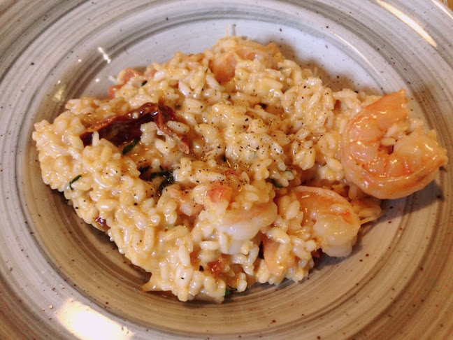 улица „Христо Белчев“ 20, ул. „Солунска“ 14, 1000 София