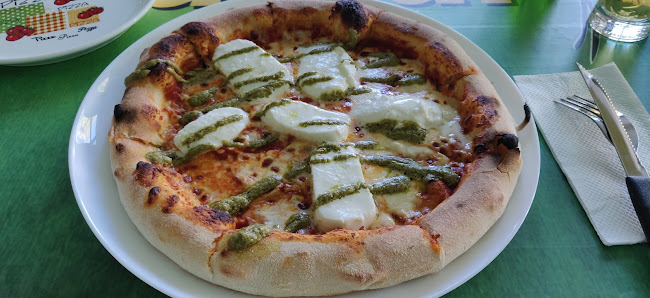 Opinii despre Margaritka Bar & Dinner în Ямбол - Гастрономия и хотелиерство