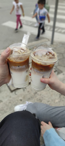 Hesburger - Гастрономия и хотелиерство