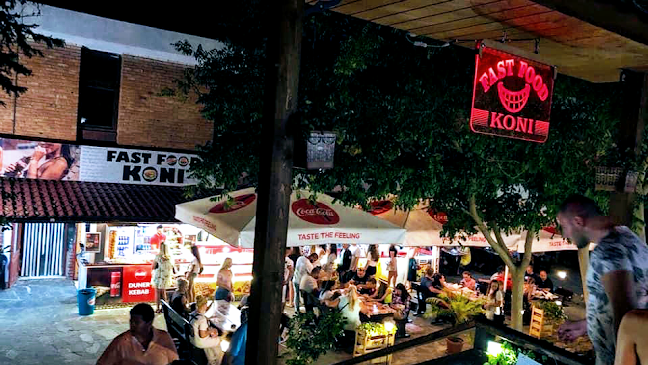 Бързо хранене Кони