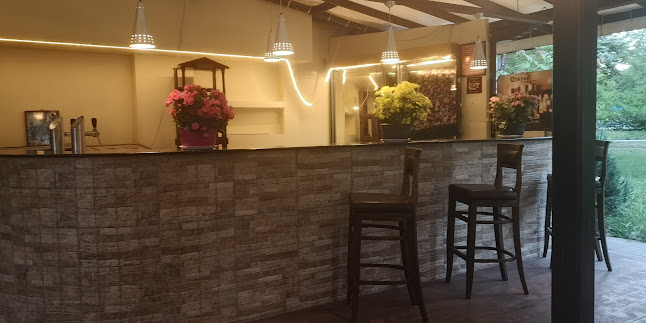 Хепи хаус - Гастрономия и хотелиерство