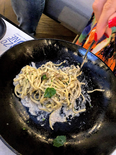 Иван Вазов, бул. „Витоша“ 89b, 1463 София