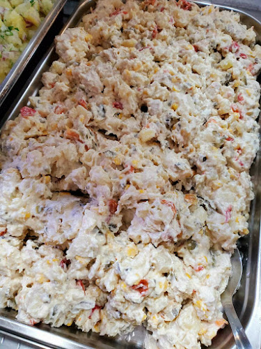 Домашна кухня "Кулинарните изкушения на Емии" - Гастрономия и хотелиерство