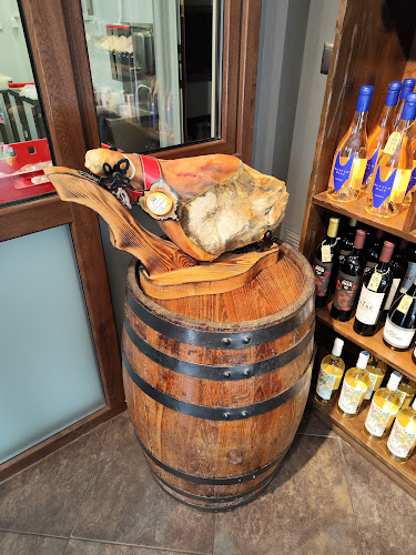 МЕСАРНИЦА LA CARNE / МЕСАРНИЦА ЛА КАРНЕ - Гастрономия и хотелиерство