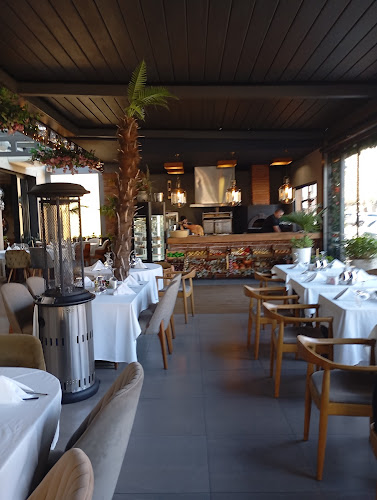 Освобождение 9, 6155 Павел баня