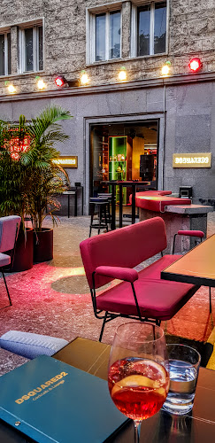 Comentarii opinii despre DSQUARED2 Cocktails & Lounge