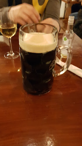 Пицария Ресторант “Чичовци” - Гастрономия и хотелиерство