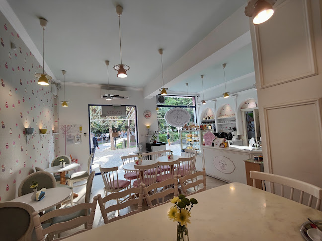 Opinii despre Сладкарница 5 o'clock în Пловдив - Гастрономия и хотелиерство