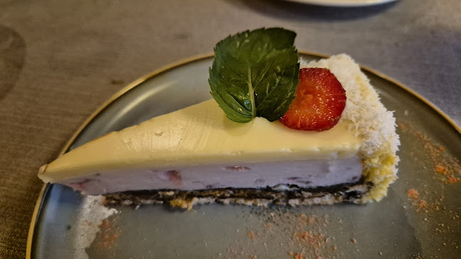 Мемори - Гастрономия и хотелиерство