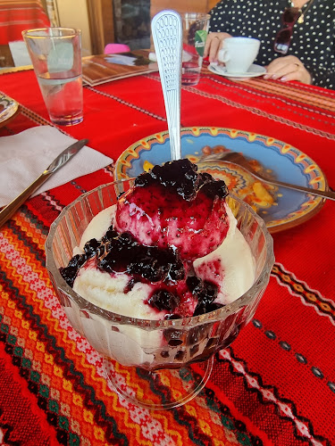 Ресторант - Барбекю “При Яна и Янек” - Гастрономия и хотелиерство