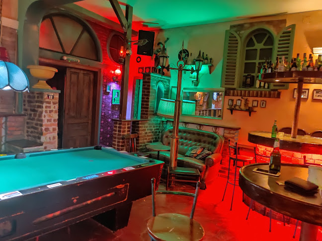 Център, ул. „27-ми юни“ 2, 5250 Свищов