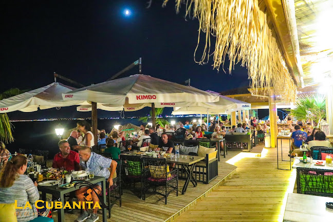 La Cubanita En El Mar Sveti Vlas