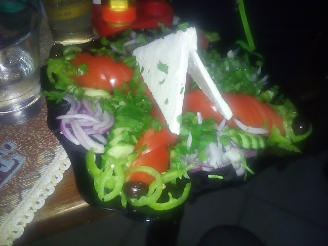 Opinii despre Cafe Aperitiv "Indi" în Асеновград - Гастрономия и хотелиерство