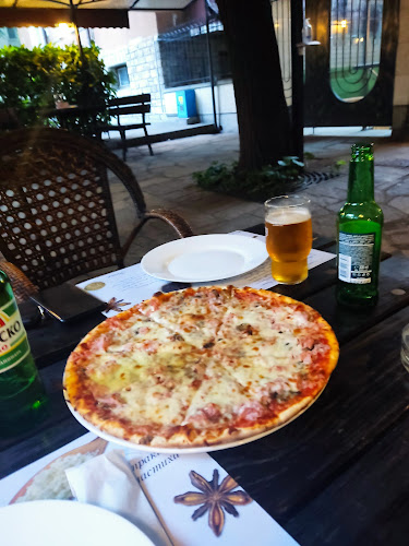 Пицария Ресторант Retro Castela - Гастрономия и хотелиерство