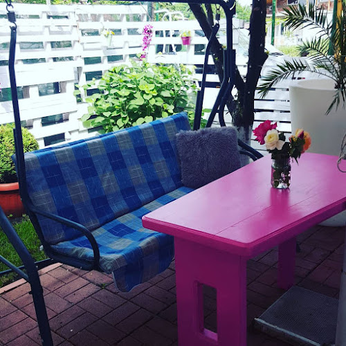 Opinii despre Кафе-автомивка “Мелкар” în Кочериново - Гастрономия и хотелиерство