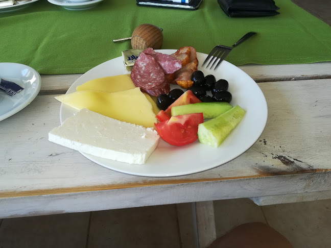 Opinii despre Restaurant Infinity în Трявна - Гастрономия и хотелиерство