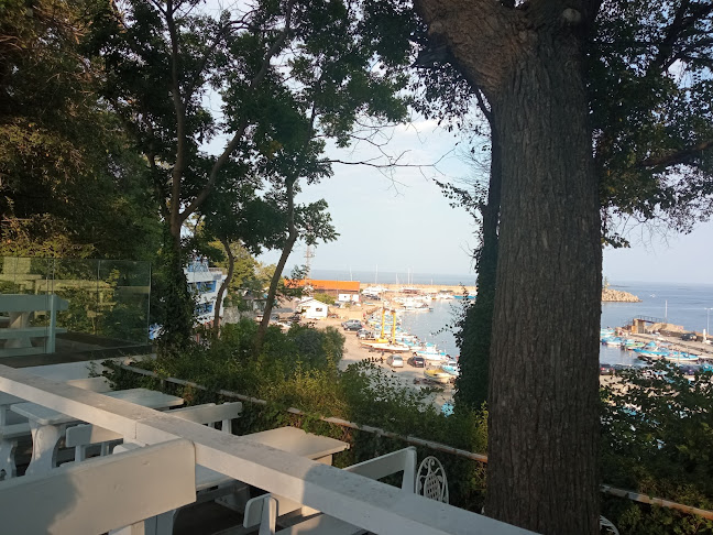 Рибна Къща Царево - Гастрономия и хотелиерство