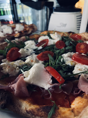 Ла Рокка бар и динър