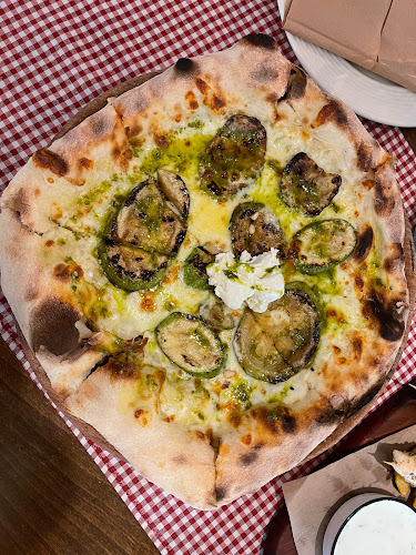 Mi Casa - Гастрономия и хотелиерство